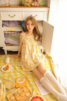 女明星裸体看个够(无遮挡)